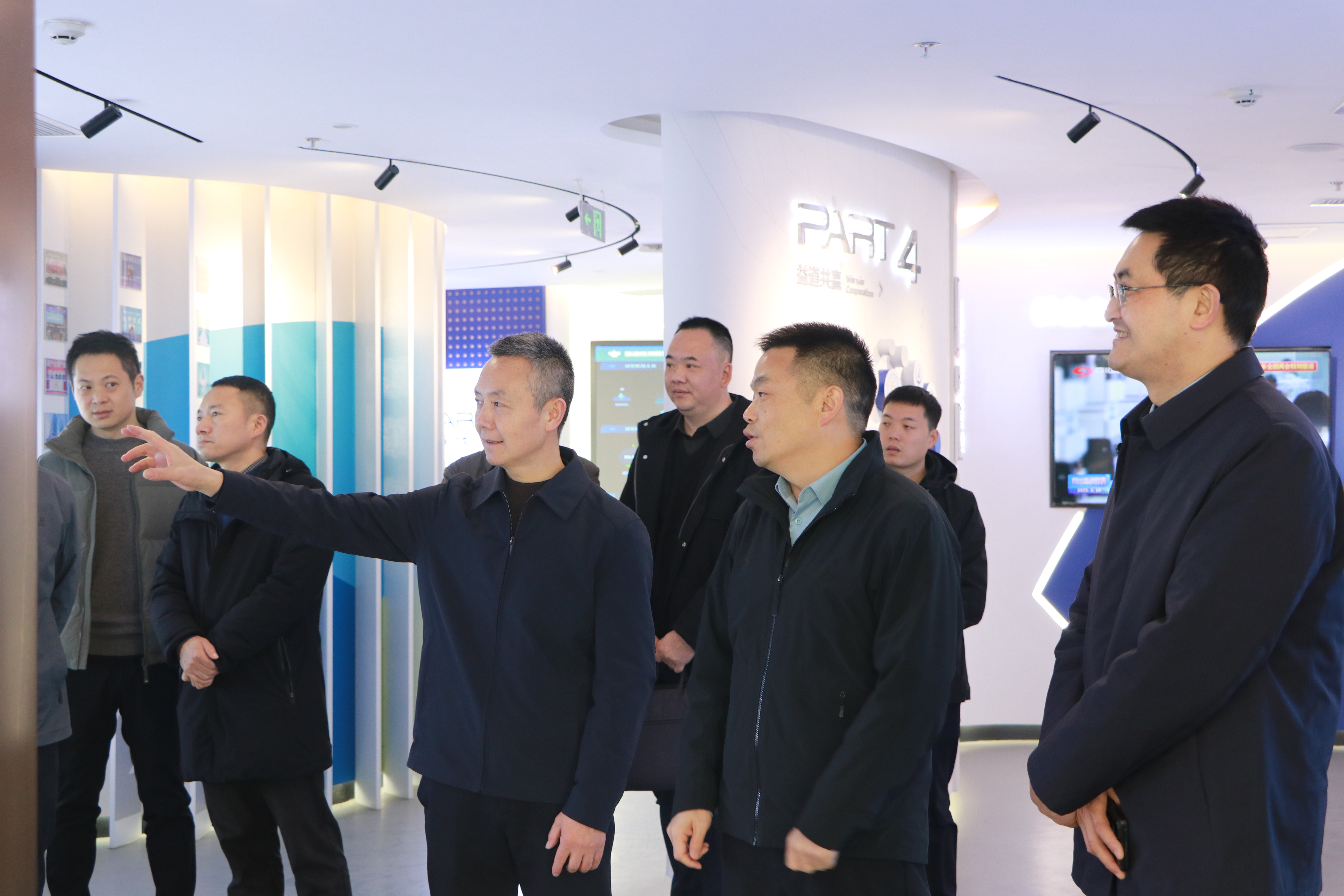 ZTJC︱涪城区委副书记、区长唐顺江一行莅临williamhill英国官网调研指导